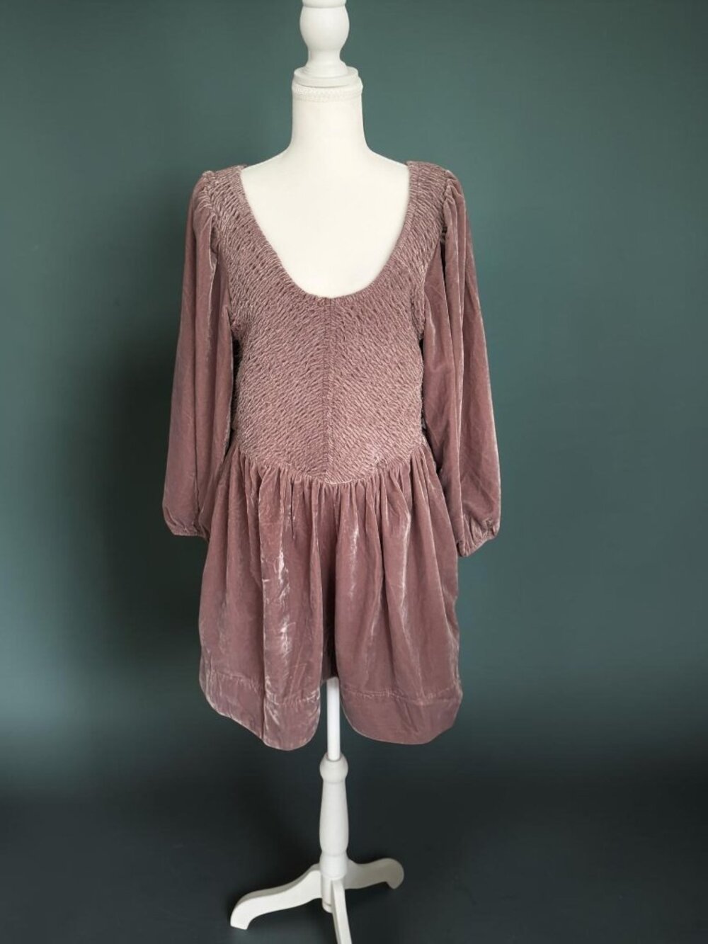 FREE PEOPLE Mauve Velvet Smocked Swing Dress Size Medium